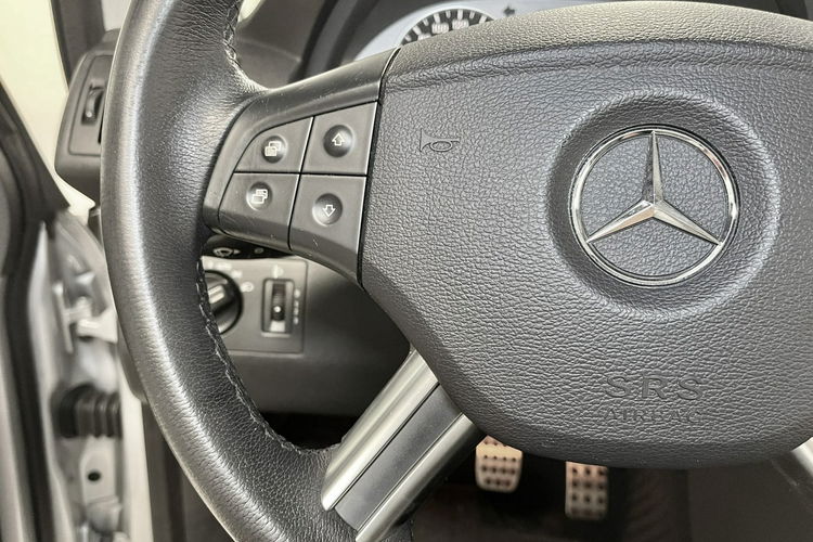 Mercedes B 180 1.7 116KM 100.000km Automat AVANTGARDE LiftNAVI Grzane fotele ZNiemiec zdjęcie 18