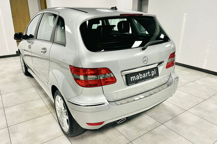 Mercedes B 180 1.7 116KM 100.000km Automat AVANTGARDE LiftNAVI Grzane fotele ZNiemiec zdjęcie 2