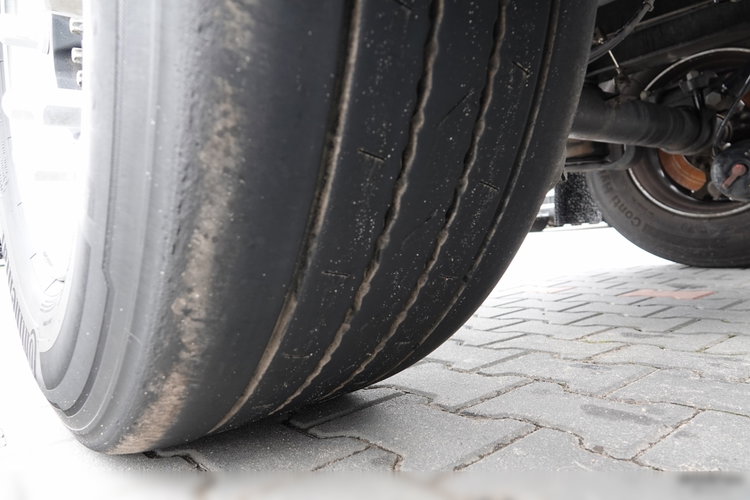 KRONE / NACZEPA PODKONTENEROWA / NOWA / 2023 ROK / ROZSUWANY TYŁ / DO WSZYSTKICH KONTENERÓW / OŚ PODNOSZONA / zdjęcie 19