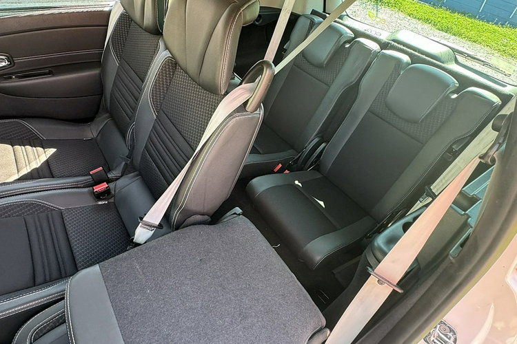 Renault Grand Scenic 7-osobowy - 1.5dCi 110KM 127.000km BOSE Nawigacja, BIAŁA PERŁA zdjęcie 21
