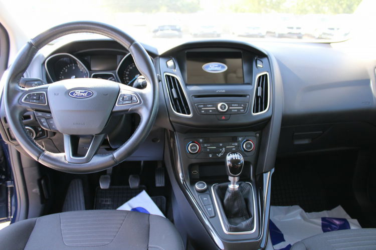 Ford Focus Titanium 120HP F-Vat Salon Polska Gwarancja Park Assist zdjęcie 11