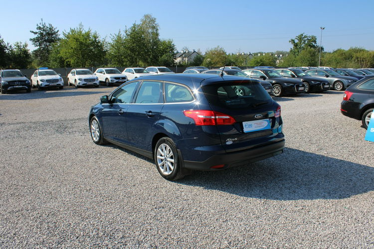 Ford Focus Titanium 120HP F-Vat Salon Polska Gwarancja Park Assist zdjęcie 6