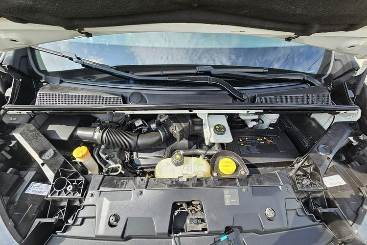 Renault Trafic Pack klim + navi zdjęcie 11