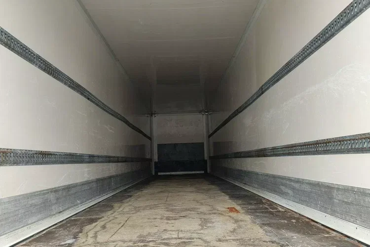 Wielton NS3F Kontener Tył Drzwi Izoterma Chłodnia bez Agregatu Koffer zdjęcie 18