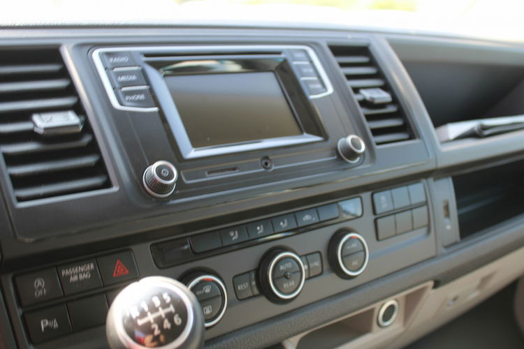 Volkswagen Caravelle Comfortline L2 4-Motion F-vat Salon Polska Gwarancja zdjęcie 17