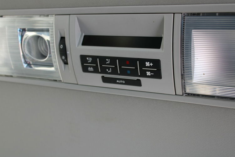 Volkswagen Caravelle Comfortline L2 4-Motion F-vat Salon Polska Gwarancja zdjęcie 20