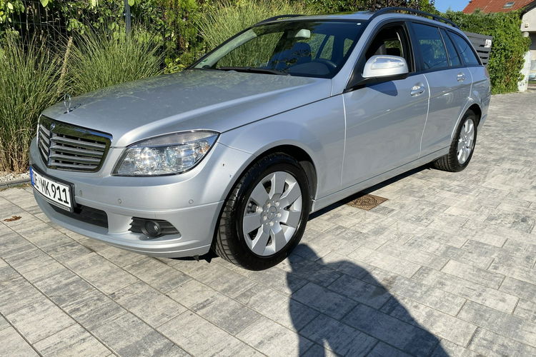 Mercedes C 180 Bardzo zadbana - 100% oryginalny przebieg zdjęcie 10