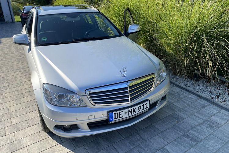 Mercedes C 180 Bardzo zadbana - 100% oryginalny przebieg zdjęcie 28