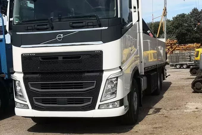 Volvo FH 420 Z DŹWIGIEM HIAB zdjęcie 2