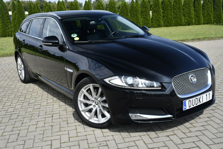 Jaguar XF 2.2 Diesel Automat, Xenony, Navi, Automat, Skóry.Serwis zdjęcie 3