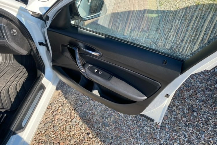 BMW 118 118i 136 KM automat m-sport salon pl pełen serwis gwarancja w cenie zdjęcie 11