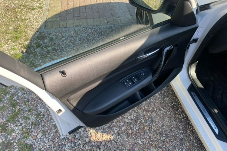 BMW 118 118i 136 KM automat m-sport salon pl pełen serwis gwarancja w cenie zdjęcie 18
