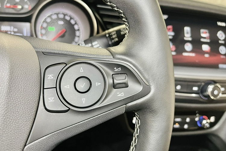 Opel Insignia 2.0 CDTI 170KM 90.000km Innovation AppleCar NAVI LUX Led KeyLesNiemiec zdjęcie 24