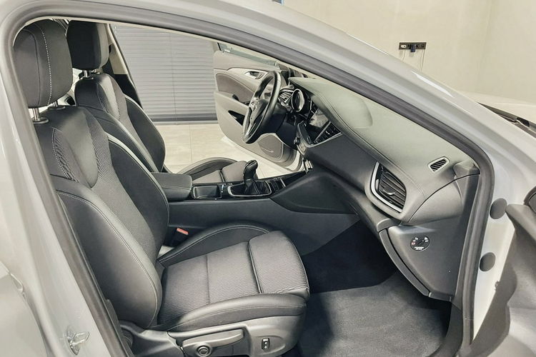 Opel Insignia 2.0 CDTI 170KM 90.000km Innovation AppleCar NAVI LUX Led KeyLesNiemiec zdjęcie 44