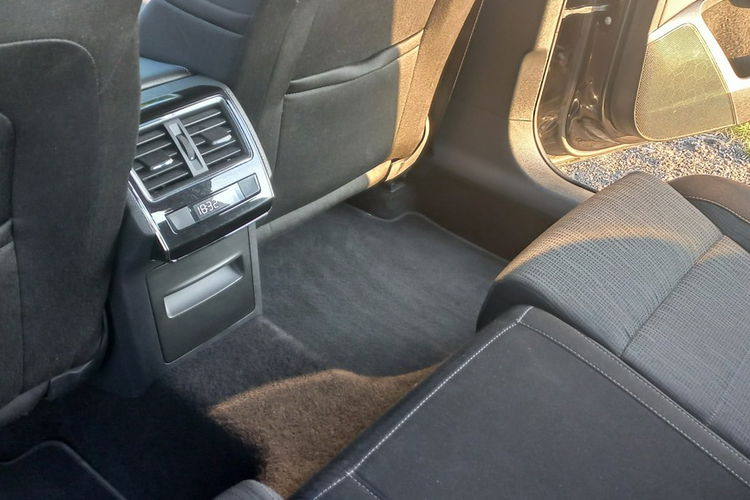 Skoda Superb DSG Full Led Grzane fotele Salon PL F.VAT23% 55900 Netto zdjęcie 14