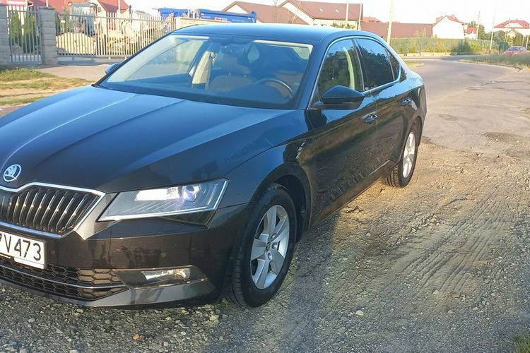 Skoda Superb DSG Full Led Grzane fotele Salon PL F.VAT23% 55900 Netto zdjęcie 33
