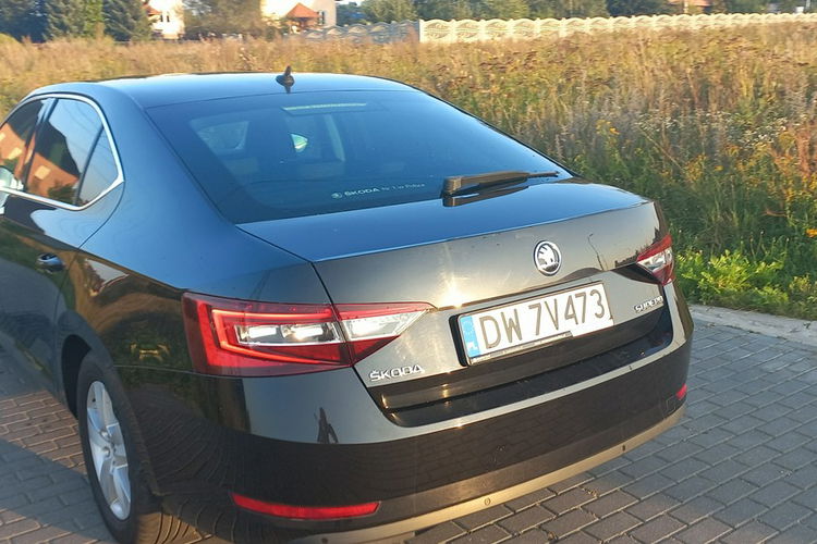 Skoda Superb DSG Full Led Grzane fotele Salon PL F.VAT23% 55900 Netto zdjęcie 37