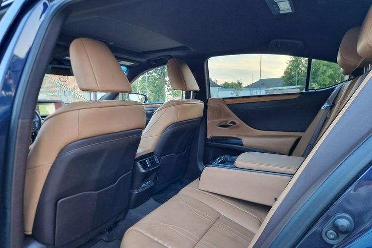 Lexus ES300 Salon Polska. . Bezwypadkowy. Wersja Omotenashi zdjęcie 13