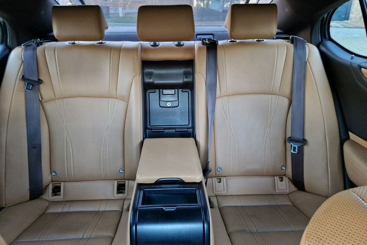 Lexus ES300 Salon Polska. . Bezwypadkowy. Wersja Omotenashi zdjęcie 29