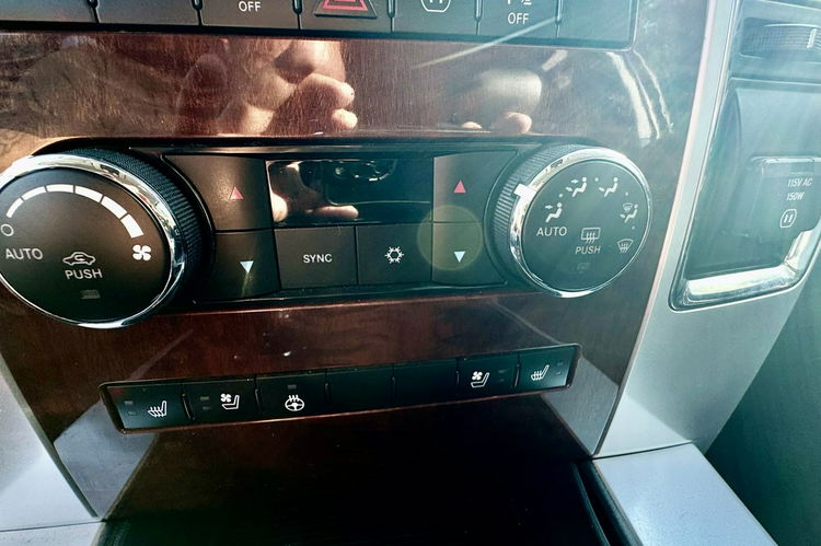 Dodge RAM 5.7 HEMI laramie doinwestowany brak wkładu bogata wersja gwarancja zdjęcie 18