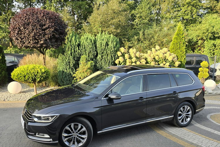 Volkswagen Passat 2.0 TDi 150KM DSG Highline / Panorama / Kamery 360 / I-właściciel zdjęcie 17
