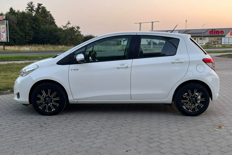 Toyota Yaris Benzyna Niski Przebieg Gwarancja zdjęcie 14