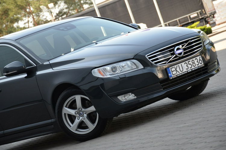 Volvo V70 Zarejestrowane 2.0D4 181KM Lift Serwis Bi-xenon Navi As.pasa ruchu zdjęcie 10