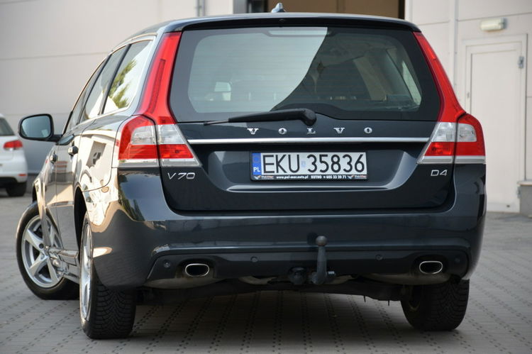 Volvo V70 Zarejestrowane 2.0D4 181KM Lift Serwis Bi-xenon Navi As.pasa ruchu zdjęcie 3