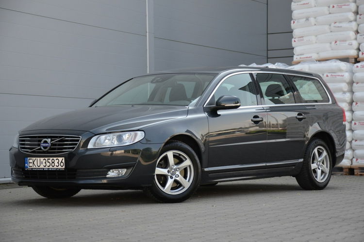 Volvo V70 Zarejestrowane 2.0D4 181KM Lift Serwis Bi-xenon Navi As.pasa ruchu zdjęcie 36