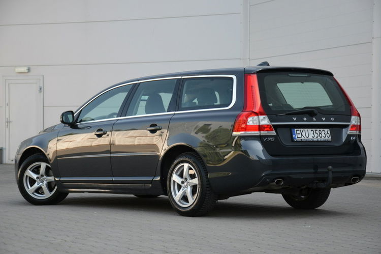 Volvo V70 Zarejestrowane 2.0D4 181KM Lift Serwis Bi-xenon Navi As.pasa ruchu zdjęcie 5