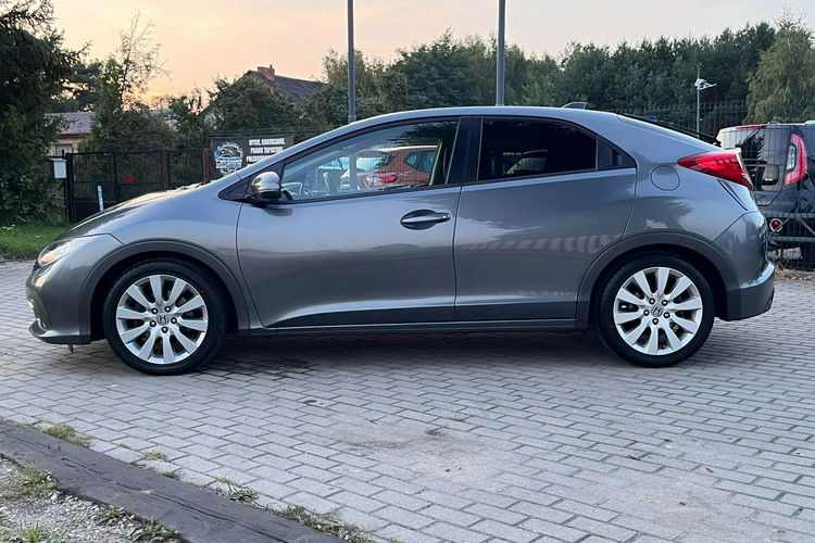 Honda Civic 1.8 I-VTEC Benzyna Gwarancja zdjęcie 14