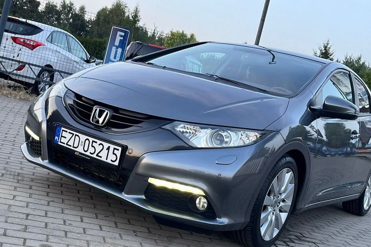 Honda Civic 1.8 I-VTEC Benzyna Gwarancja zdjęcie 3