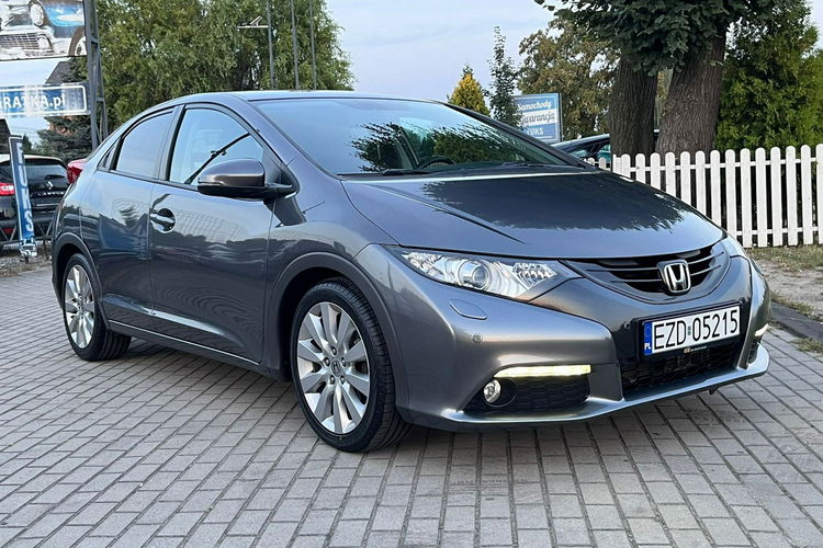 Honda Civic 1.8 I-VTEC Benzyna Gwarancja zdjęcie 9