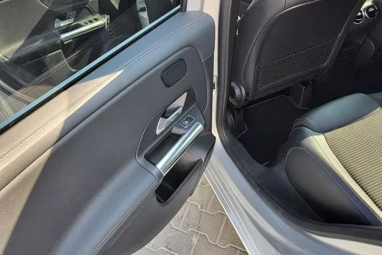 Mercedes klasa-b zdjęcie 14