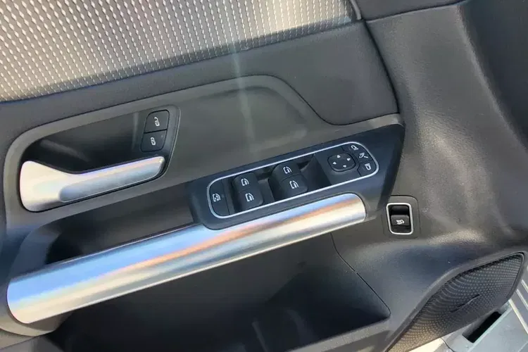 Mercedes klasa-b zdjęcie 22