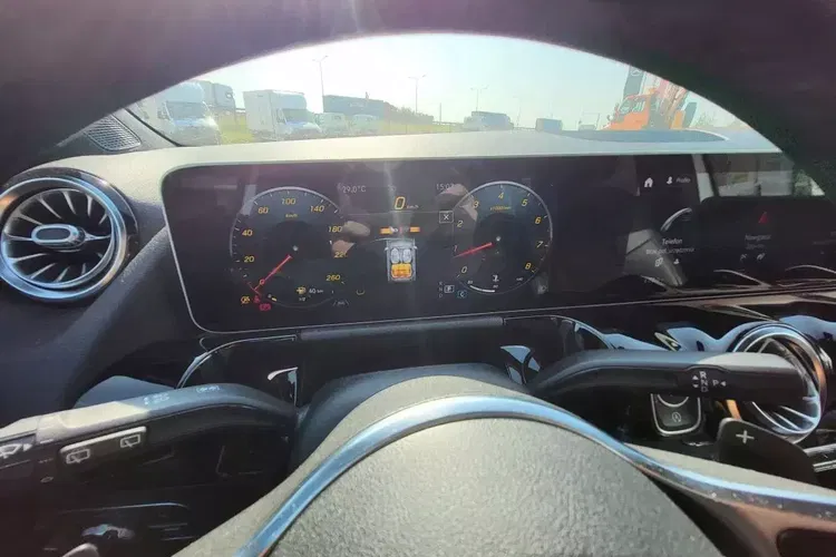 Mercedes klasa-b zdjęcie 23