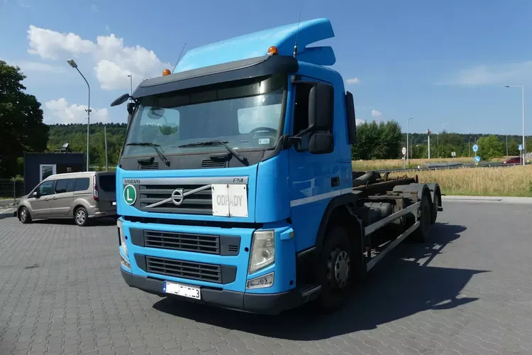 Volvo FM 410 / 6x2 / HAKOWIEC 20t / MANUAL / OŚ PODNOSZONA / zdjęcie 2