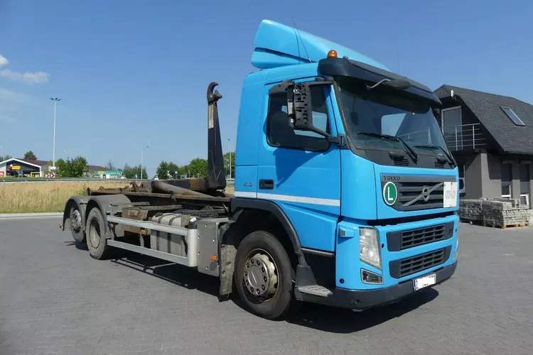 Volvo FM 410 / 6x2 / HAKOWIEC 20t / MANUAL / OŚ PODNOSZONA / zdjęcie 6