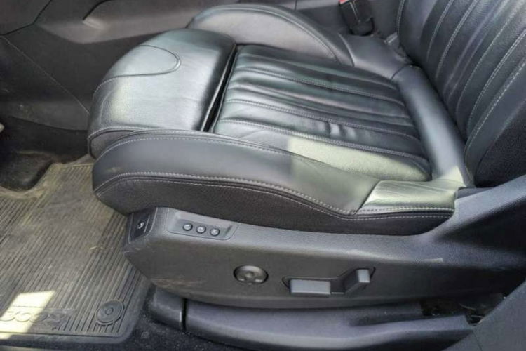 Peugeot 3008 1.5HDI Allure max wersja ledy xenon skóry naci kamery 360 gwa zdjęcie 13