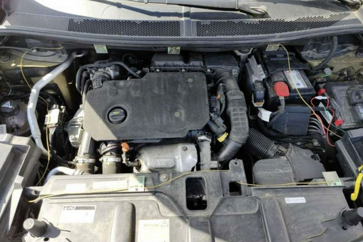 Peugeot 3008 1.5HDI Allure max wersja ledy xenon skóry naci kamery 360 gwa zdjęcie 20