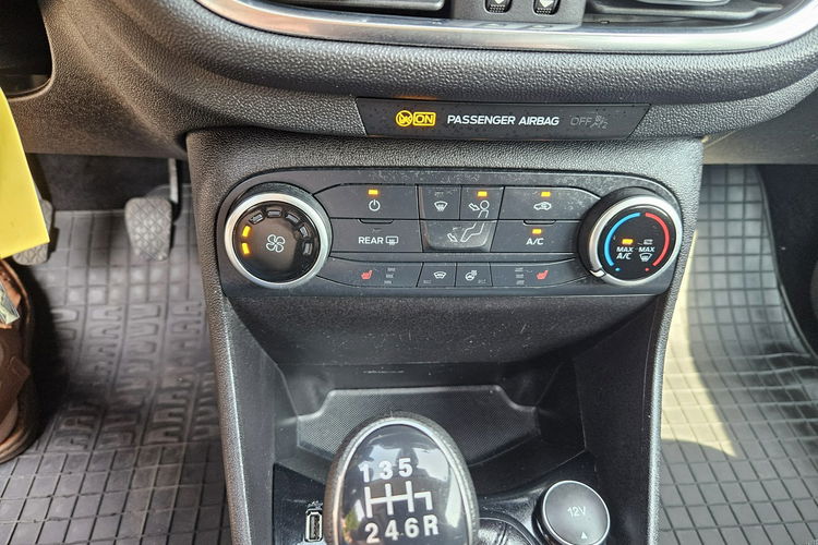 Ford Fiesta Klima / Podgrzewane fotele i kierownica / Tempomat / 6 biegów zdjęcie 12