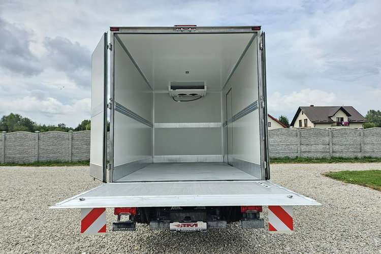 Iveco Daily 70C18 Winda-1500_kg Izoterma Chłodnia Kontener ROMCAR zdjęcie 1