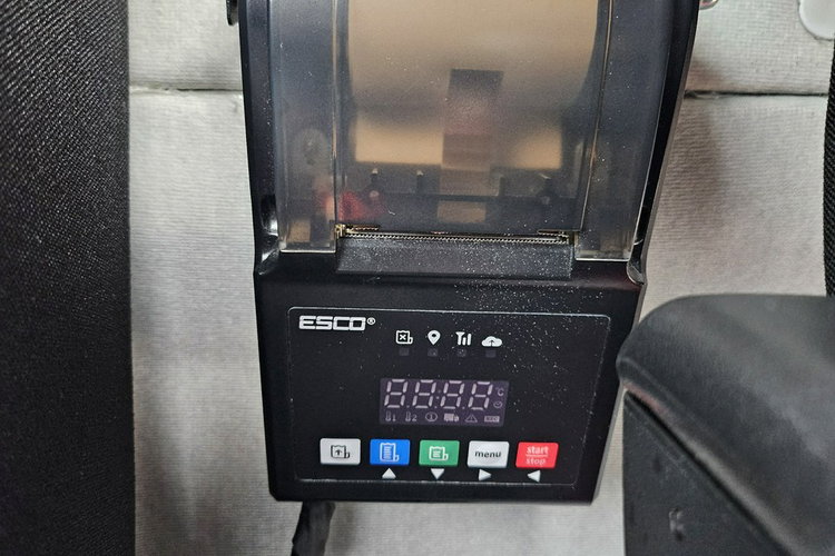 Iveco Daily 70C18 Winda-1500_kg Izoterma Chłodnia Kontener ROMCAR zdjęcie 18