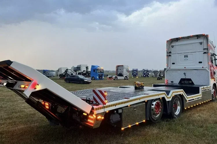 Scania R 420 LB 6x2 Auto Laweta Pomoc Drogowa Platforma (DMC - 26t) zdjęcie 8