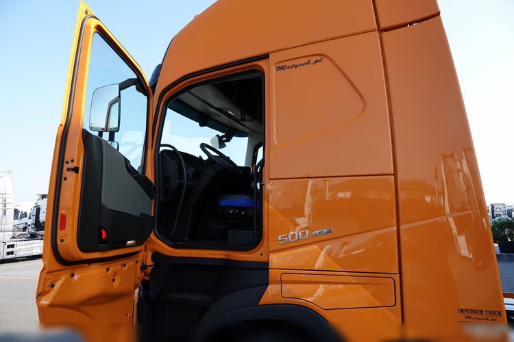 Volvo FH 500 / XXL / PEŁNY ADR / KLIMA POSTOJOWA / ALUSY / SALON POLSKA / PO ZŁOTYM KONTRAKCIE SERWISOWYM zdjęcie 21