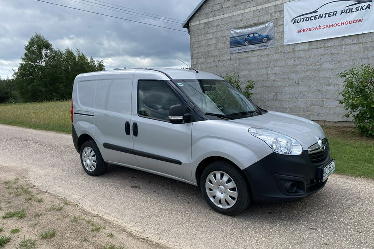 Opel Combo 1.4T 120KM Mały przebieg 45 tys. przebiegu. Nowy Gaz zdjęcie 10