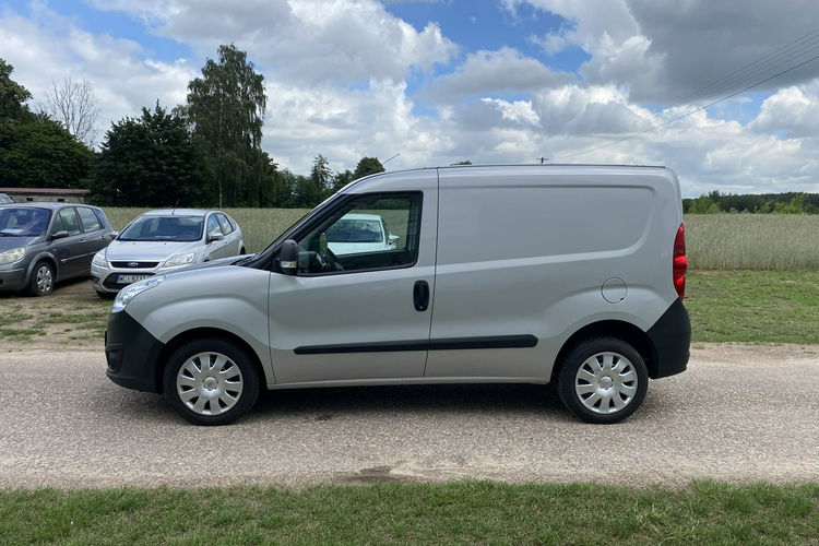 Opel Combo 1.4T 120KM Mały przebieg 45 tys. przebiegu. Nowy Gaz zdjęcie 4