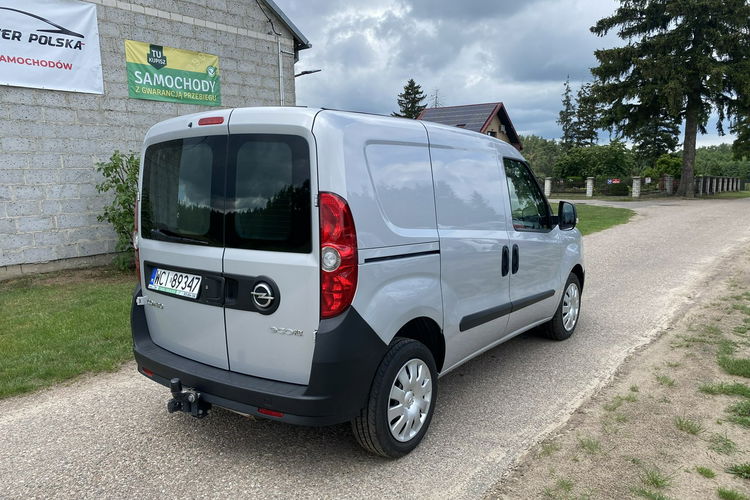 Opel Combo 1.4T 120KM Mały przebieg 45 tys. przebiegu. Nowy Gaz zdjęcie 8