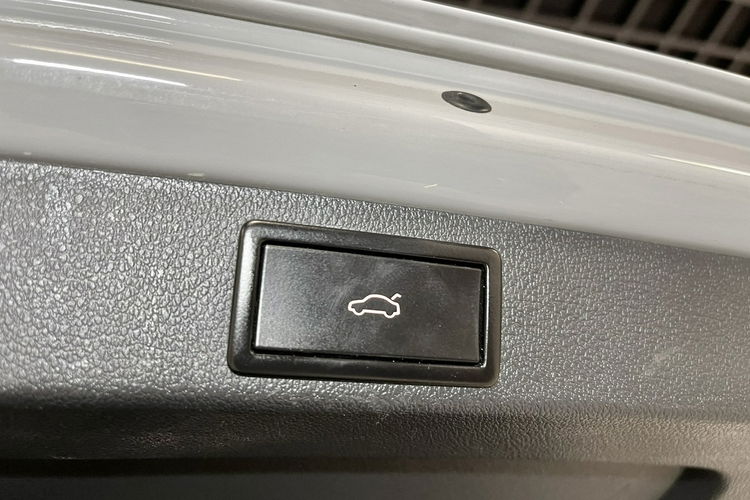 Skoda Octavia RS 2.0 TDI 184KM DSG LED AppleCar Bi-Xenon Duża Navi Nardo Grey zdjęcie 37