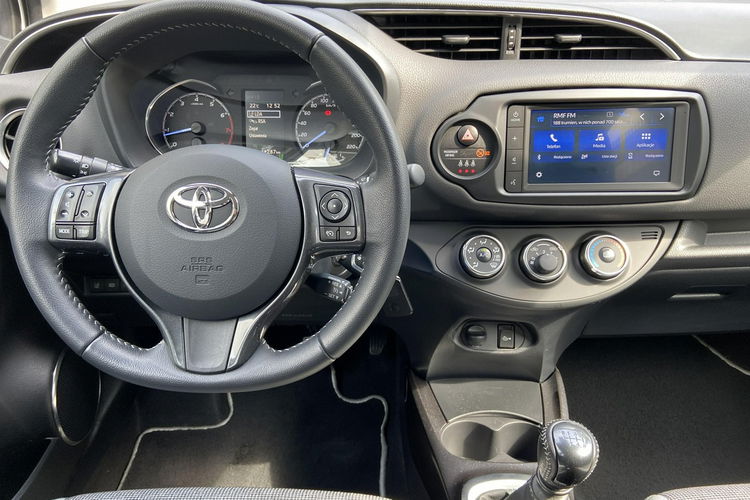 Toyota Yaris 1.5 VVTi 111KM PREMIUM CITY STYLE Y20, salon PL, gwarancja, FV23% zdjęcie 10
